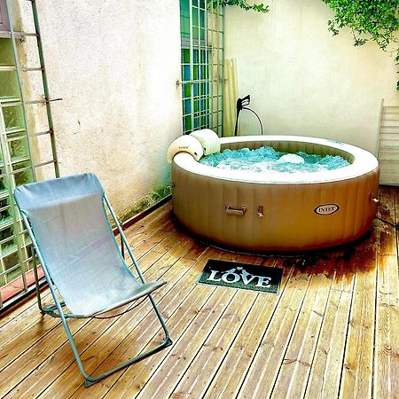 Апартаменти Le Patio Jacuzzi Centre Тулуза Екстер'єр фото