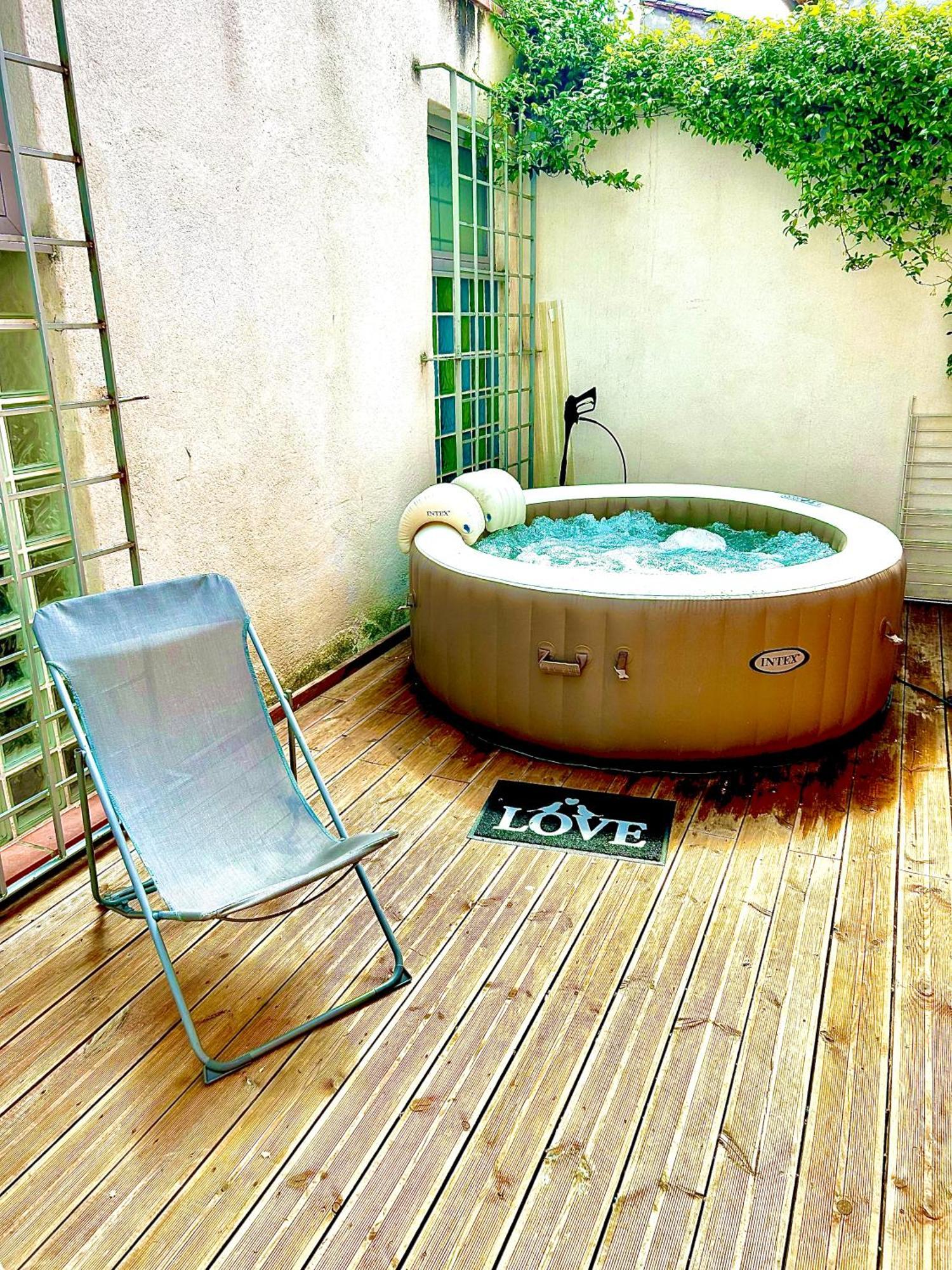 Апартаменти Le Patio Jacuzzi Centre Тулуза Екстер'єр фото